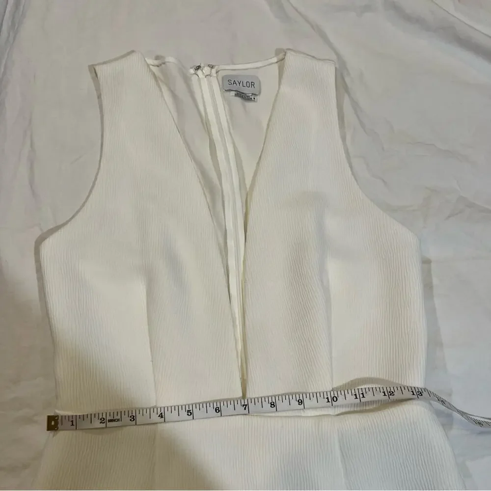Saylor Plunge Neck Sleeveless Sheath Dress M White